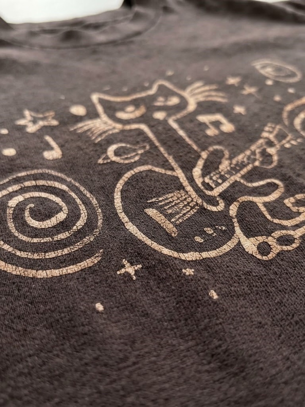 Cat Guitar Graphic T-Shirt - Brown with Cream Print - Picture 2 of 2
